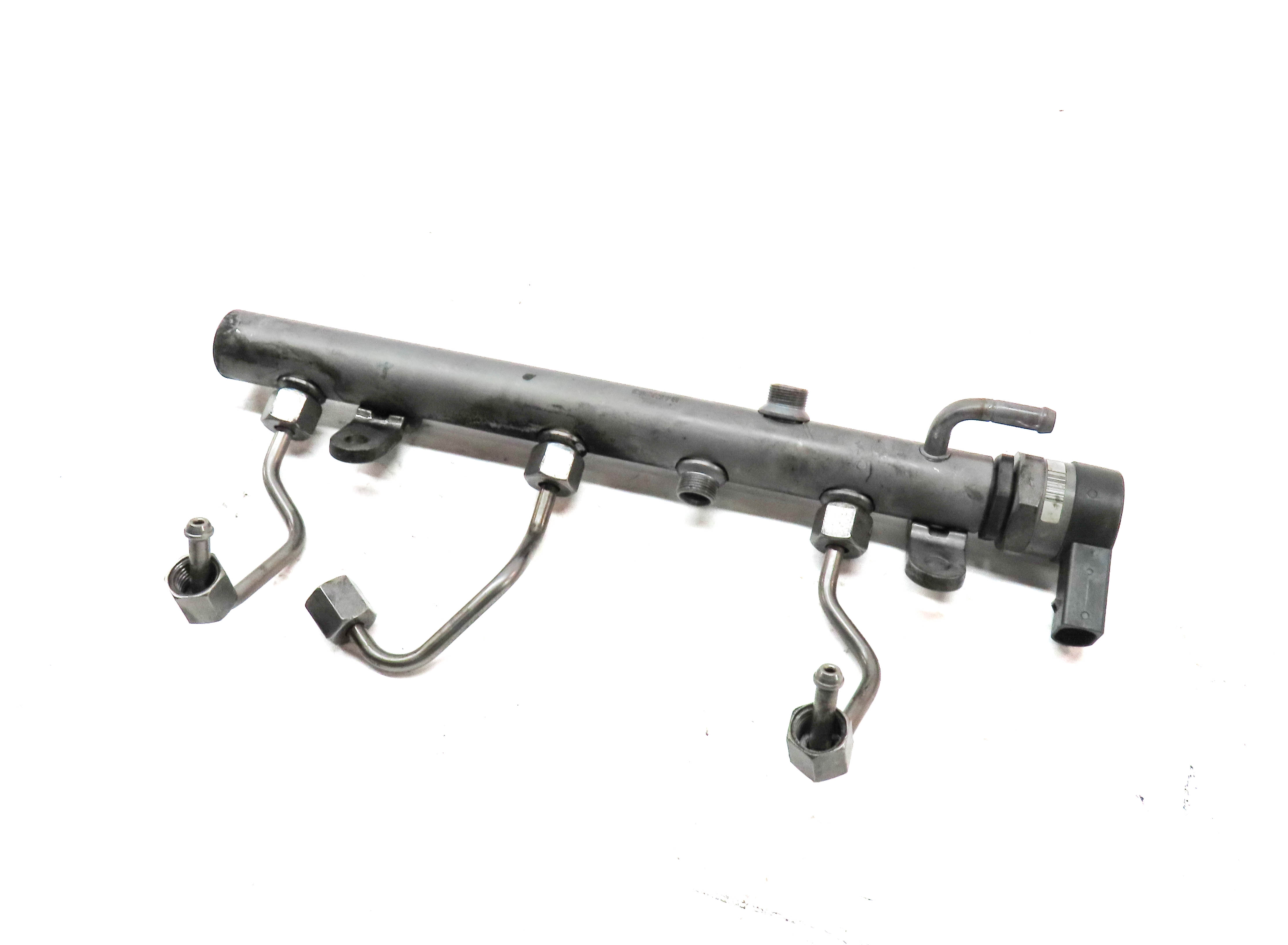 2013 MERCEDES GL350 (X166) 3.0L DIESEL (OM642) ENGINE LEFT FUEL RAIL w/ LINES — exact item pictured